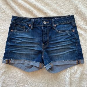 GAP - Slim Cut-Off Shorts